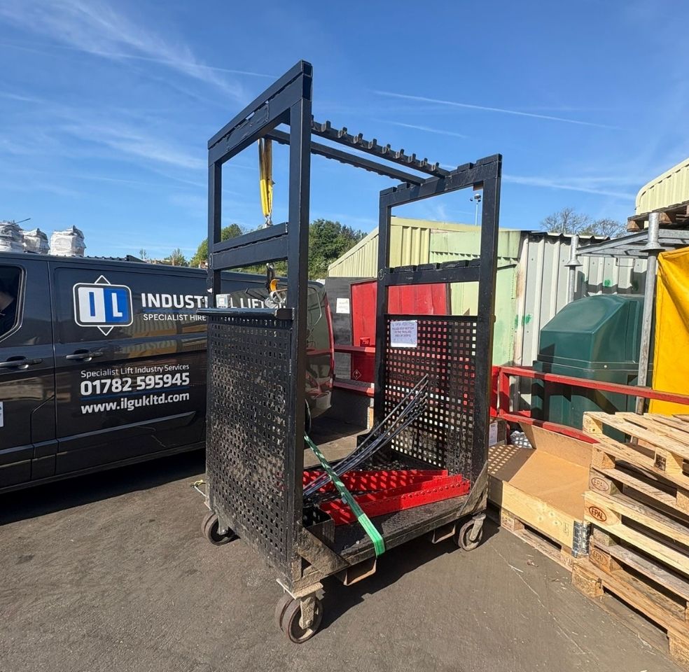 Ram Stillage Test - Industrial Lifting